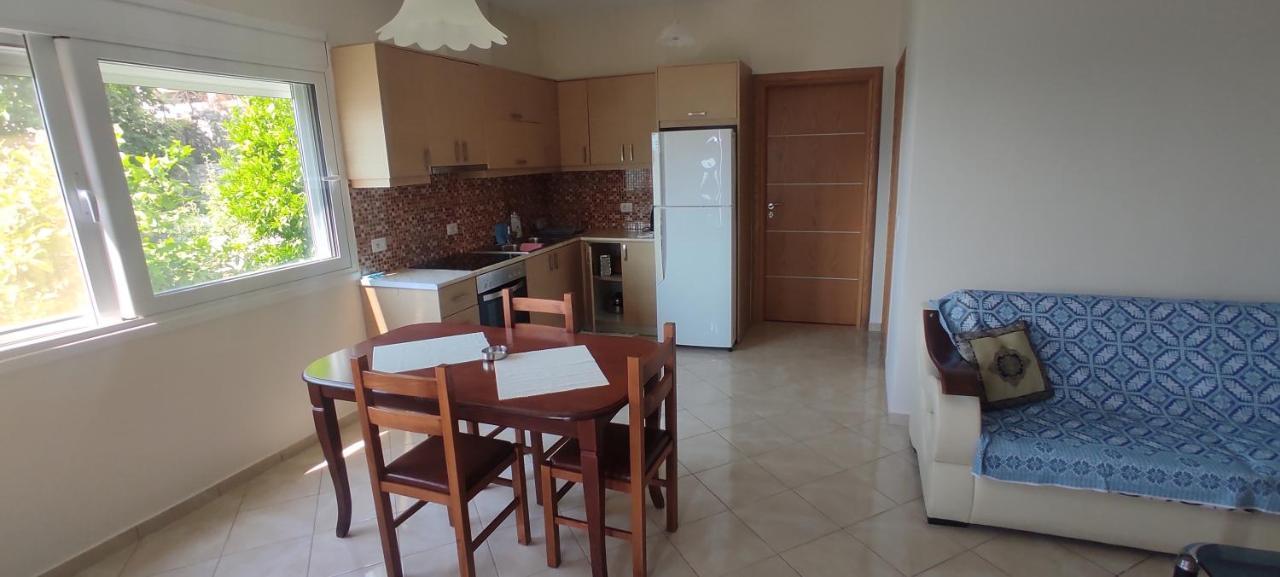 Lucas Apartmán *