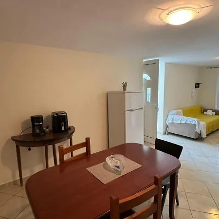 Lucas Apartments Himare Room photo